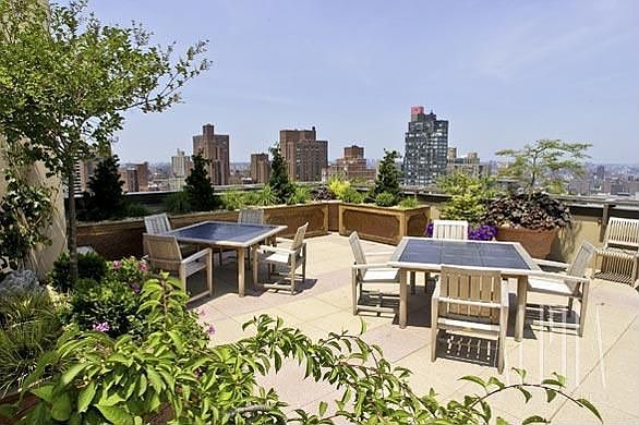 ROOF DECK