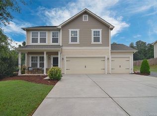 328 Royal Windsor Dr, Midland, NC 28107