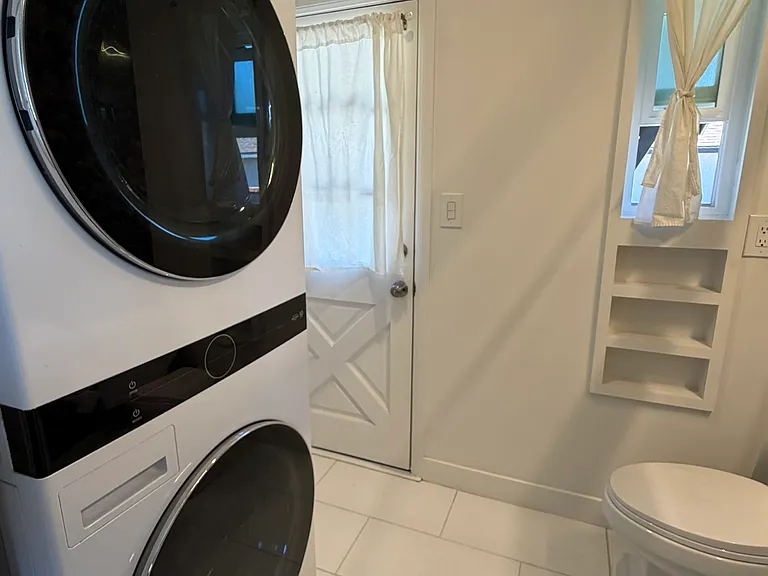 5425 Clark Ave — Photo 12