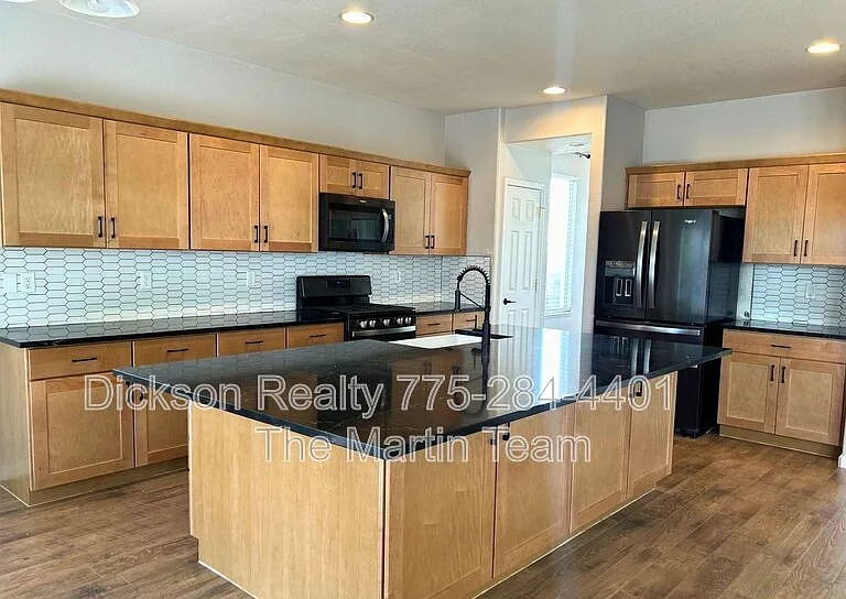 6630 Accolade Ct — Photo 5