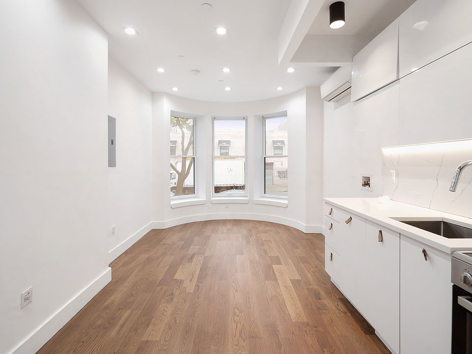 1st image of 2561 Bedford Ave APT 1A