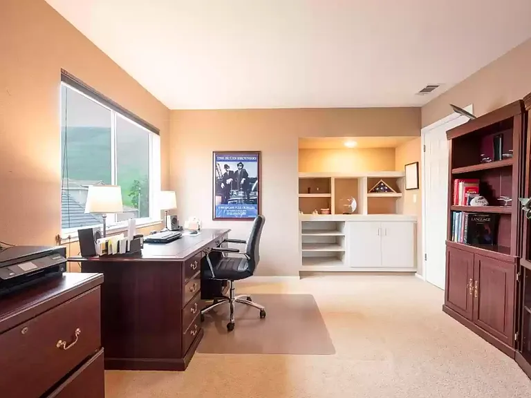 111 Pine Valley Ct — Photo 22