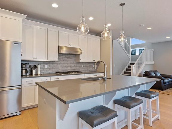 4th image of 14609 S Ward Hills Cir