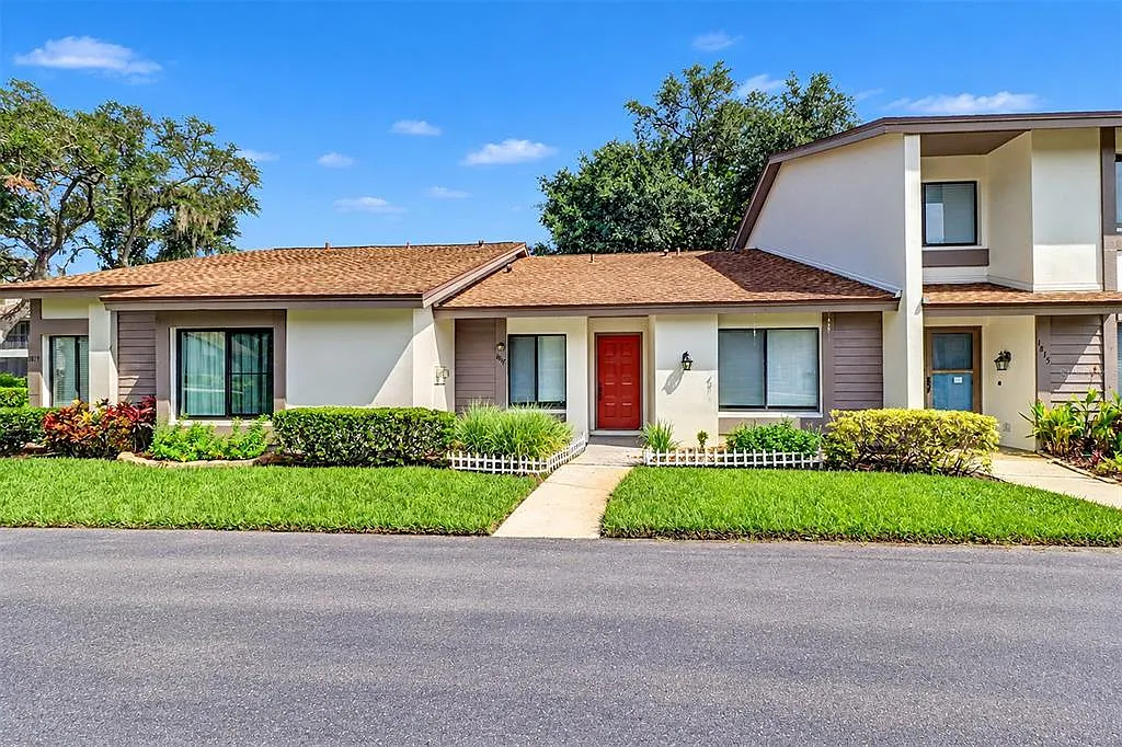 2 bed, 2.0 bath, 1143 sqft, $2,350 — Photo 1