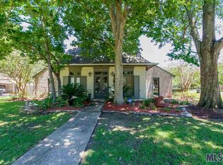 6445 Feather Nest Ln, Baton Rouge, LA 70817