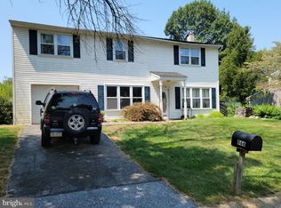 866 Center St, Mount Joy, PA 17552