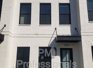 207 McAuliffe St, Murfreesboro, TN 37130