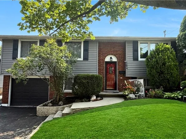 164 Hanover Pl, Hamilton, ON L8K 5X6