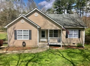 40 Holder St, Temple, GA 30179