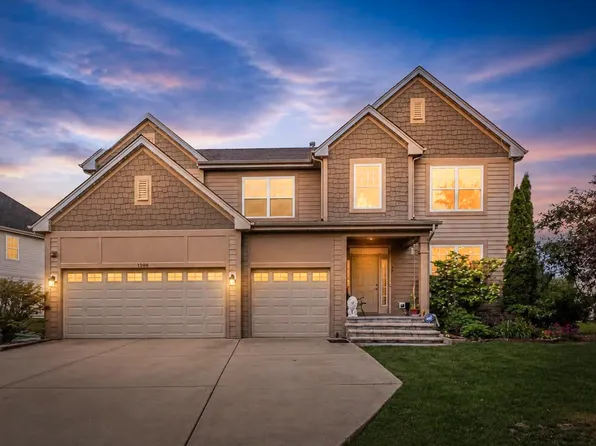 1396 Conrad Ln, Lake Zurich, IL 60047