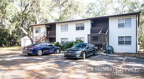 4013 NW 12th Ter Photo 1