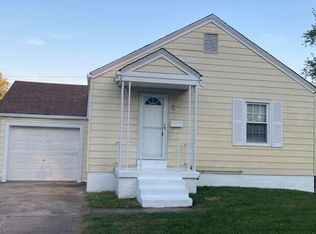 3569 Saint Gregory Ln, Saint Ann, MO 63074