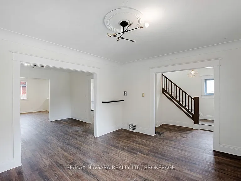 20 Randolph St — Photo 7