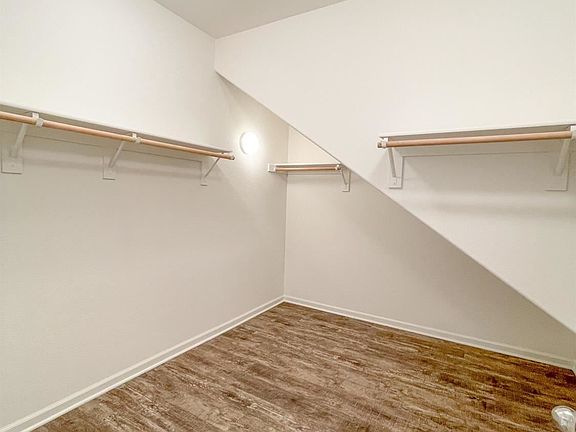 3rd image of 1703 Harker Ct