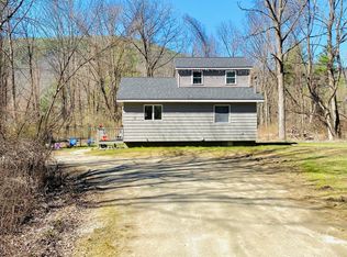 52 Cedar St, Sheffield, MA 01257