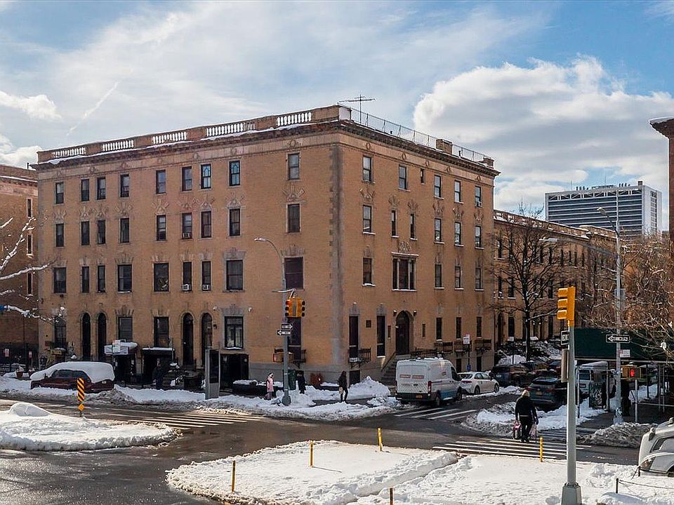 1st image of 200 W 139th St #1A