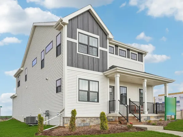 6686 Redpoll Rd, Middleton, WI 53562