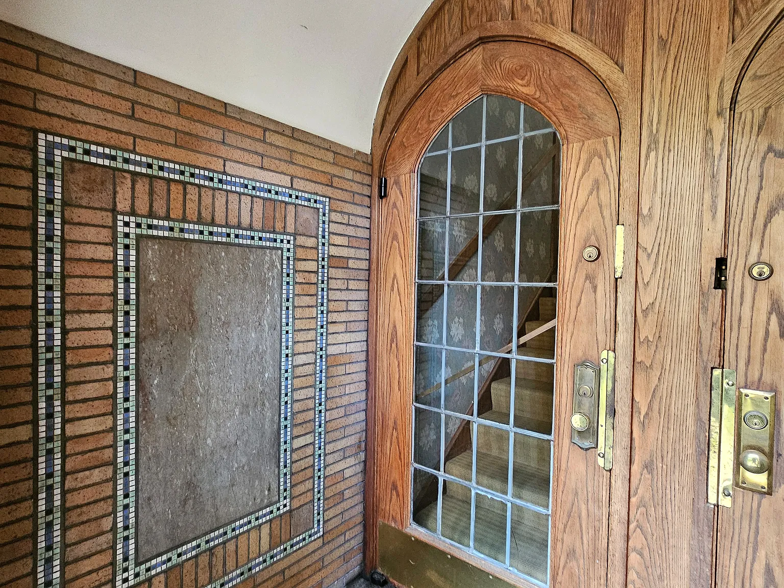 2 bed, 2.0 bath, 2000 sqft, $3,800 — Photo 2