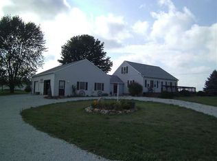 3137 S Tinkey Rd, Mentone, IN 46539