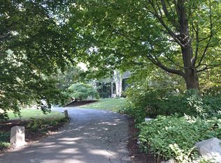 24 Walnut Pl, Brookline, MA 02445