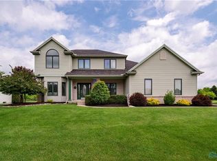 6568 Buck Creek Dr, Maumee, OH 43537