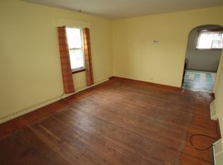 60 State St, Mt Pleasant, PA 15666