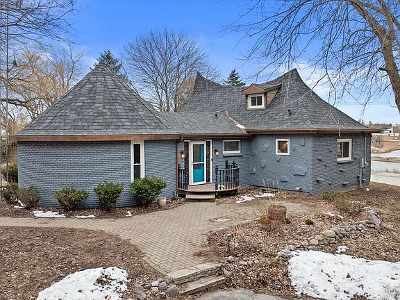 2nd image of 4804 County Highway VV