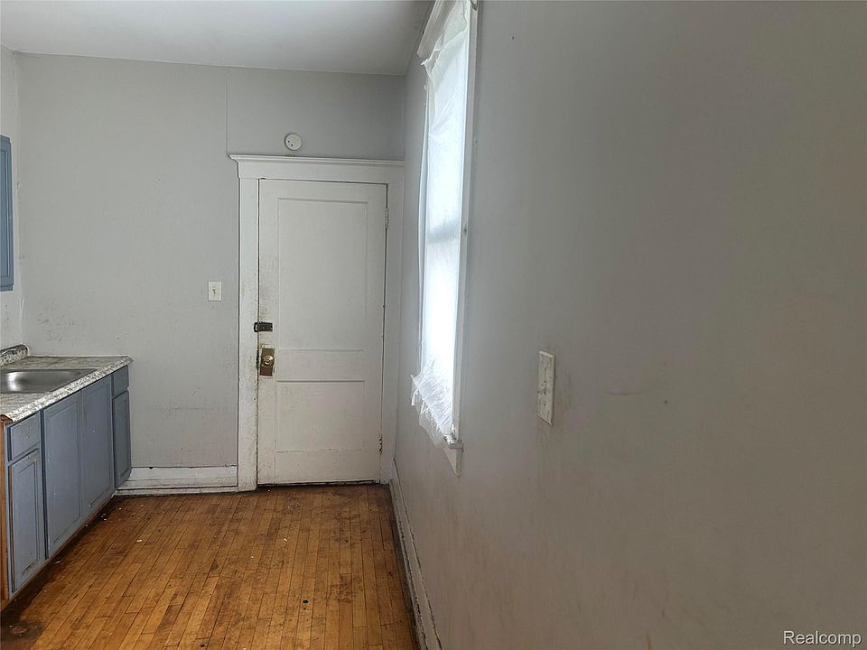 169 Avalon St, photo 7