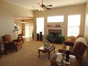 2nd image of 2102 Dickinson Ct