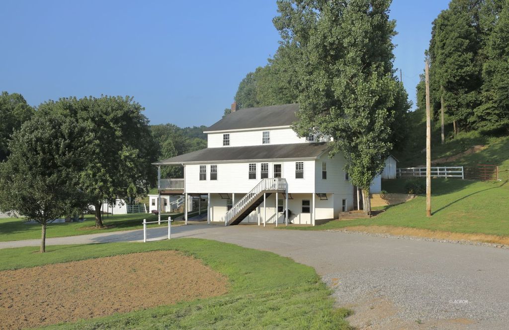 Real estate listing image