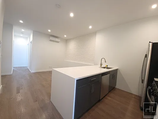 Rented by Highline Residential | media 15