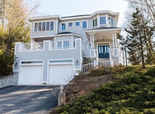 40 Bancroft Rd, Wellesley, MA 02481