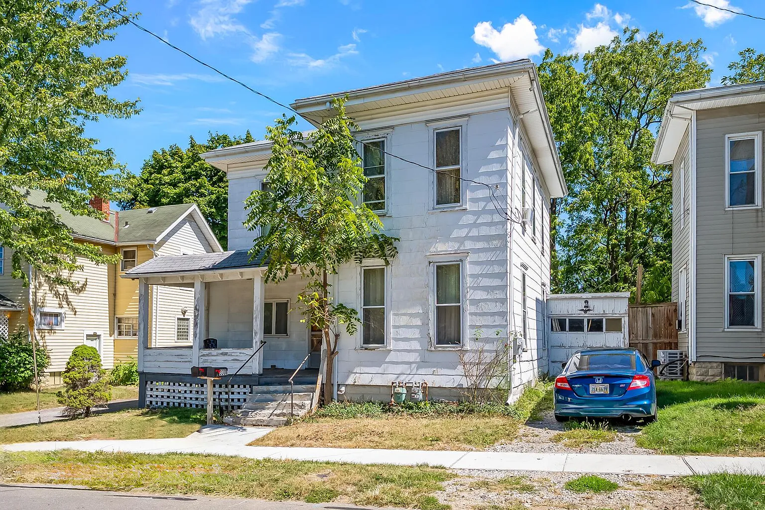 330 S High St photo 1