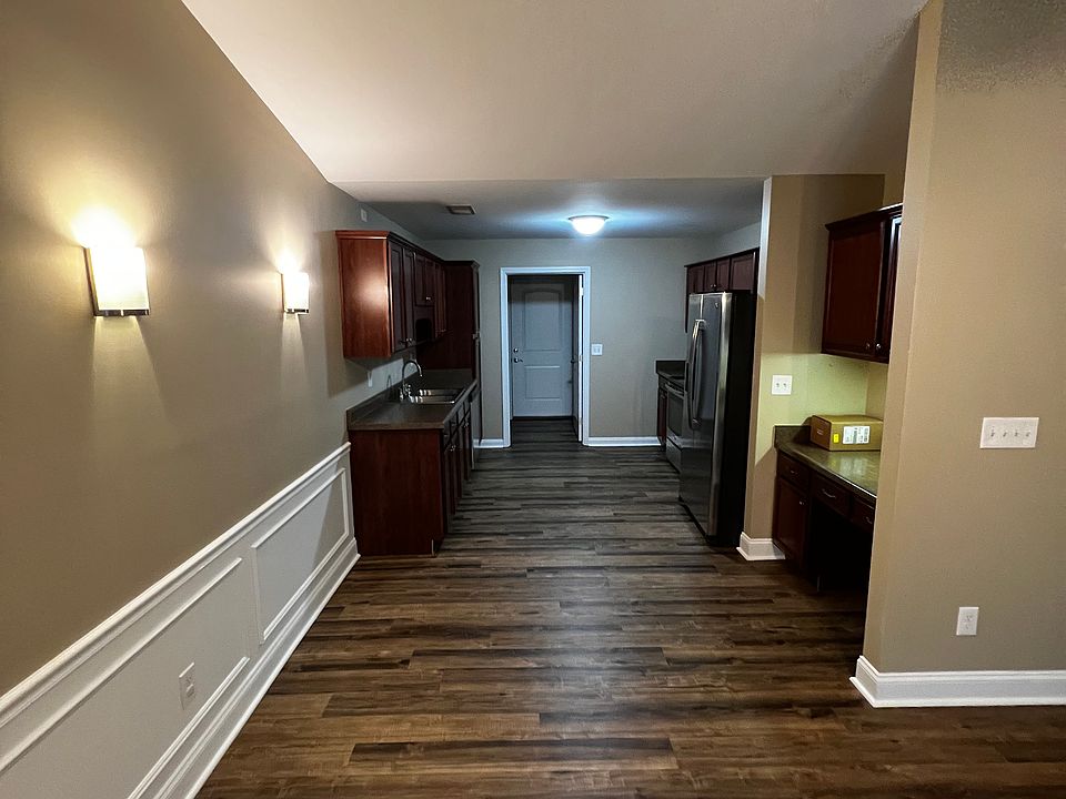Family Room looking into Kitchen
