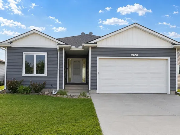 3052 Kozy Dr, Columbus, NE 68601