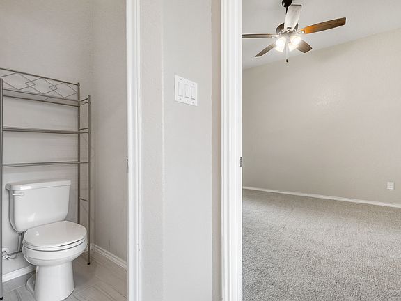 5th image of 2434 Valencia Crst