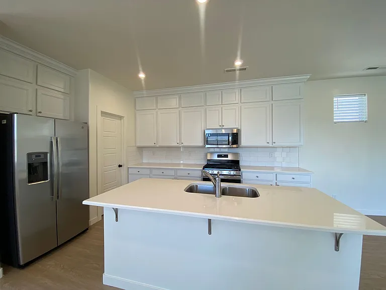 767 W Scarlet Hill Dr — Photo 11