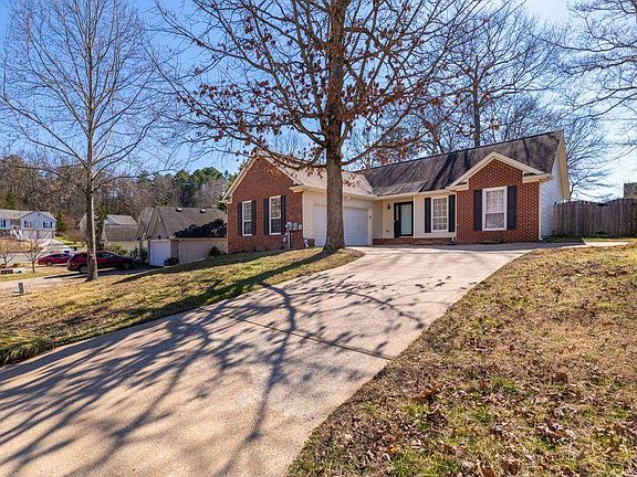 2nd image of 316 Cyndica Dr