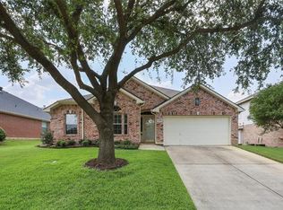 2611 Brandi Ln, Corinth, TX 76210