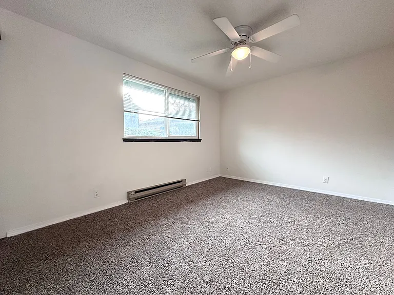 39910 McCormick Dr — Photo 11