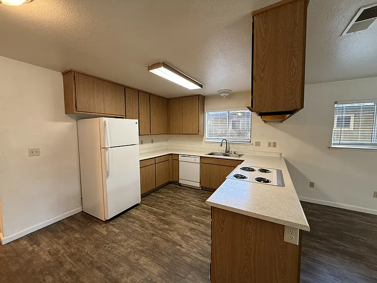 432 W Sacramento Ave #B — Photo 2
