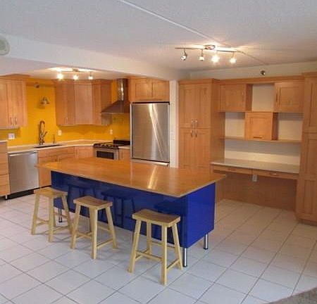 3rd image of 200 Cove Way Unit 1010