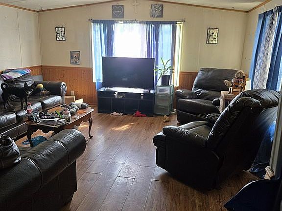 3rd image of 678 Reindeer Cir