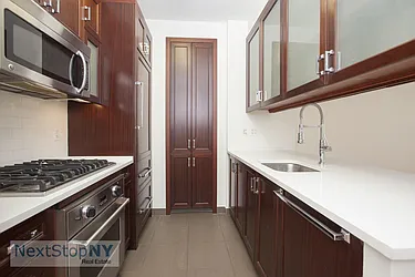 Rented by NextStopNY