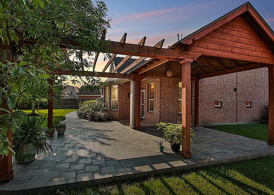 1st image of 9603 Rivermoss Ln