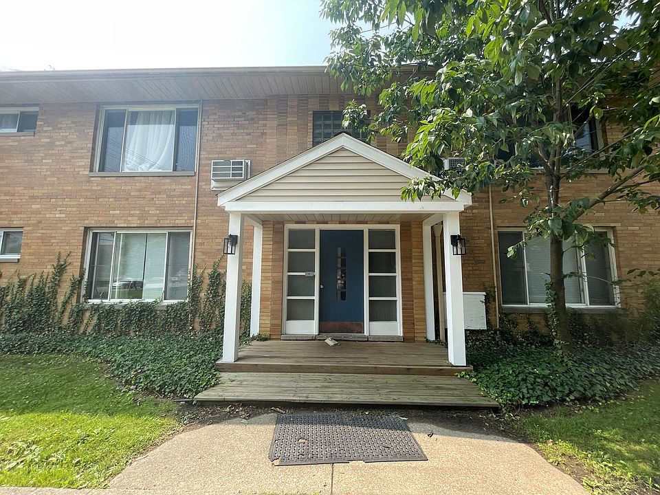 352 Wagar Apartments Rocky River, OH Zillow