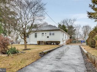 419 Euclid Ave, Maple Shade, NJ 08052