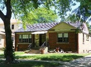 9339 S Ridgeway Ave, Evergreen Park, IL 60805