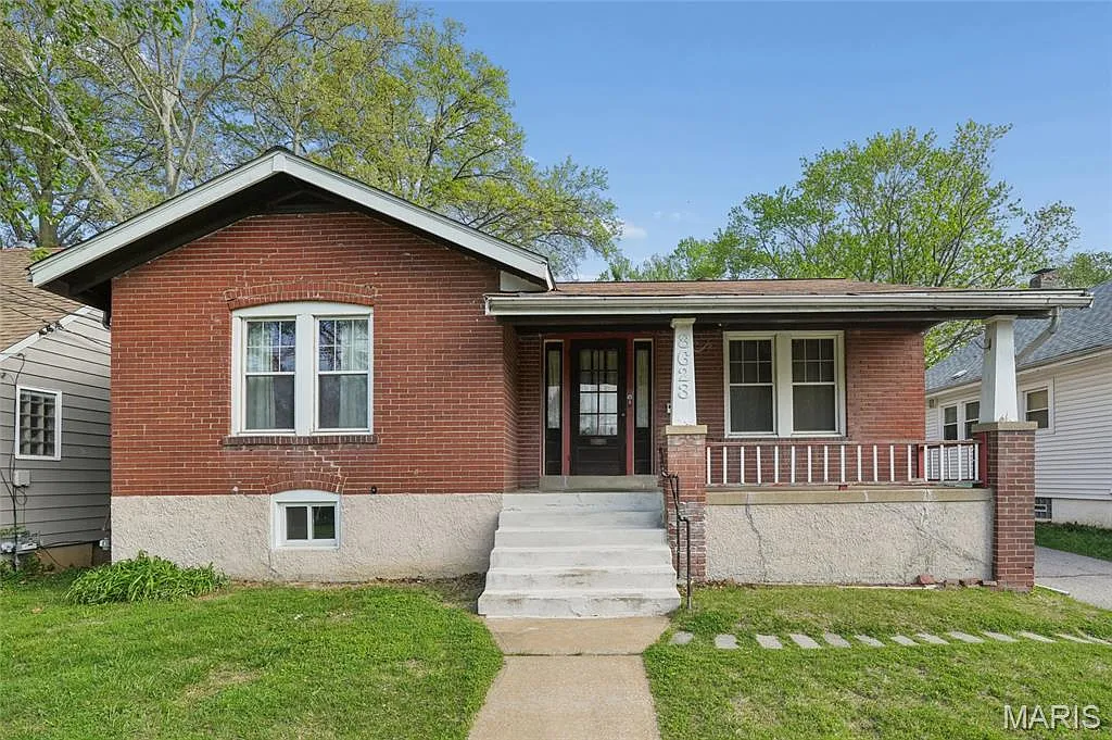 8623 Forest Ave photo 1