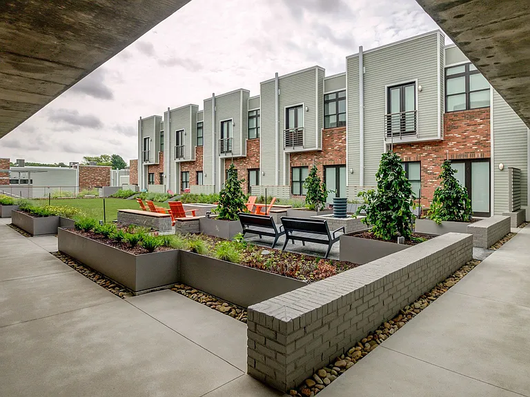 2100 Acklen Flats — Photo 3
